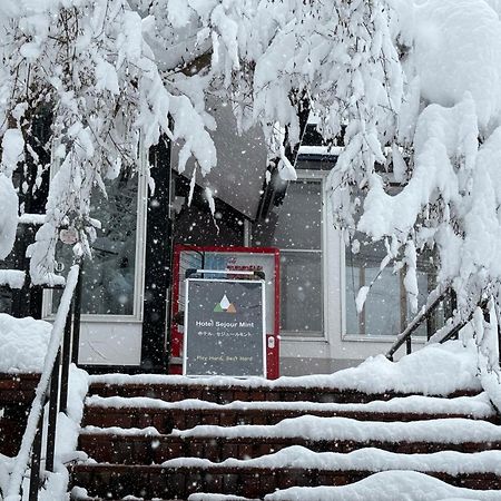 Hotel Sejour Mint In Hakuba Eksteriør bilde