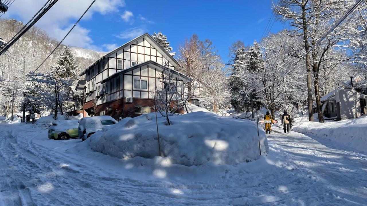 Hotel Sejour Mint In Hakuba Eksteriør bilde